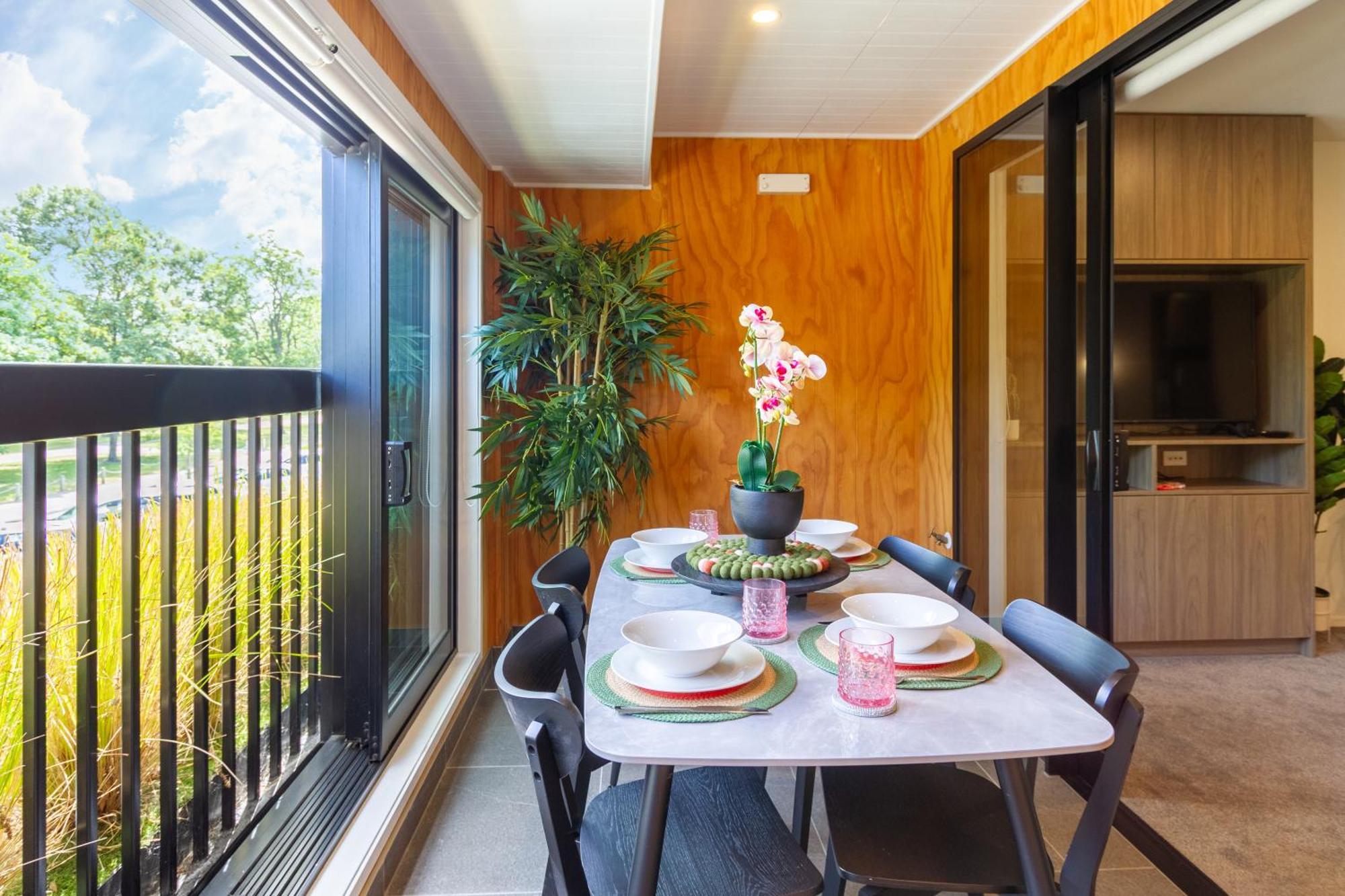 כרייסטצ'רץ' Cozy 1-Bed Apartment With Park Views, Sleeps 4 מראה חיצוני תמונה